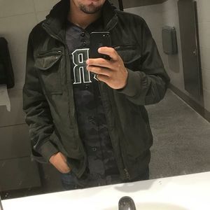 Meet your Posher, Andres